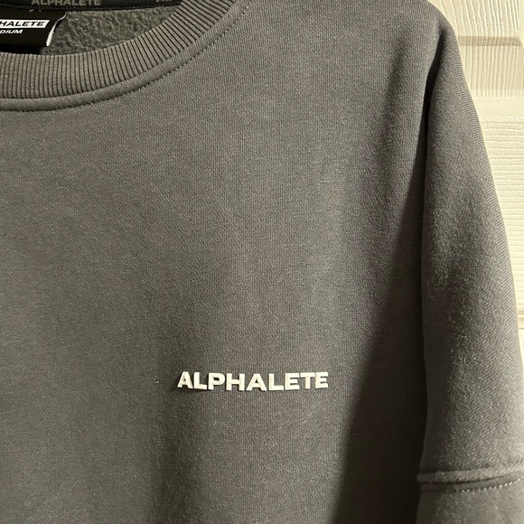 Alphalete Classic Crew - Picture 3 of 11